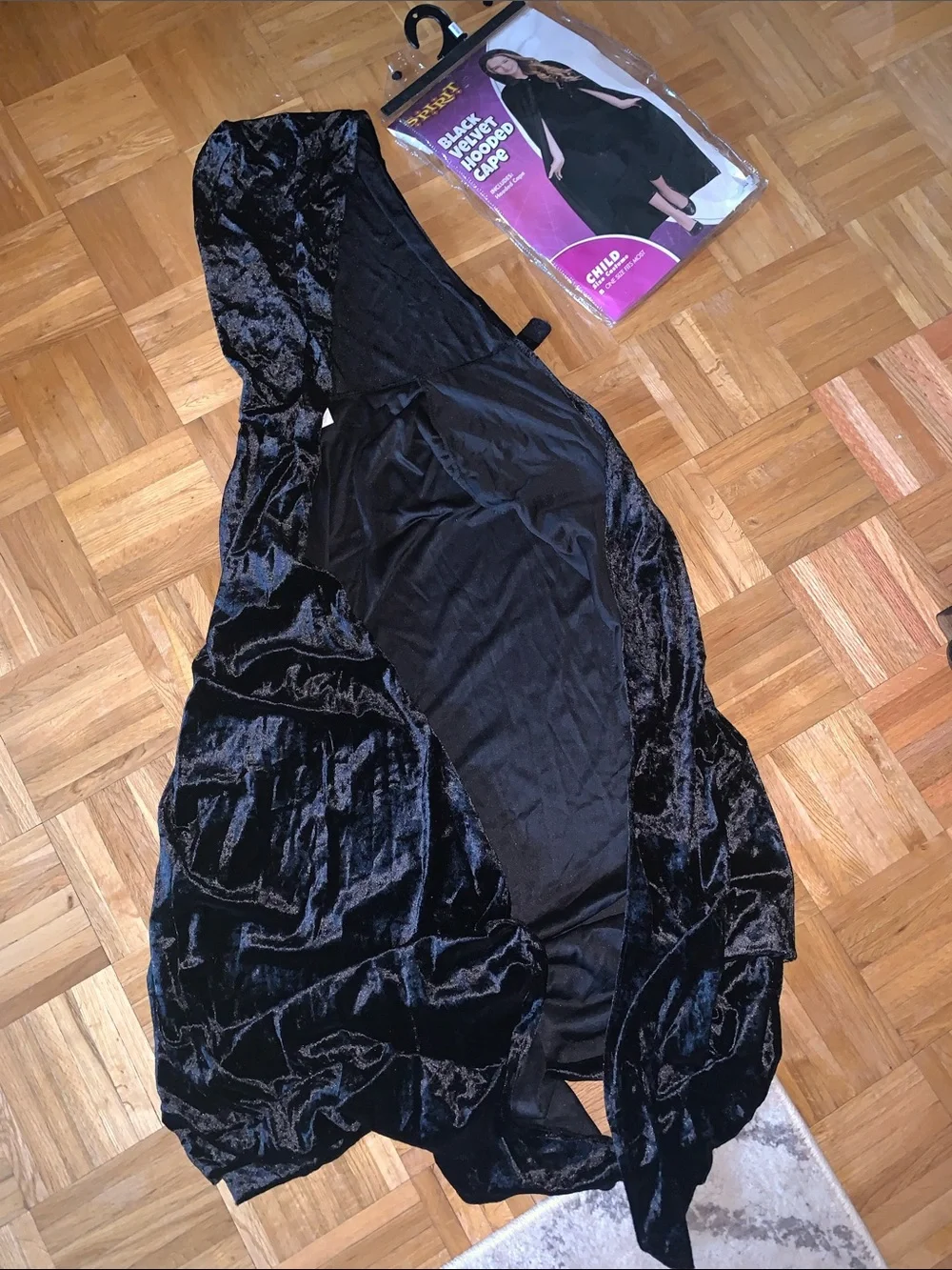 Pretend Play / Dress Up ONE SIZE FITS MOST - Adult & Child
